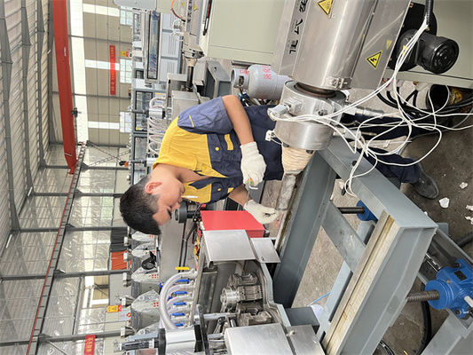Extrudeuse à vis unique à puissance de chauffage de 15 kW et broyage avant mélange