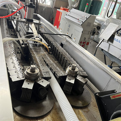 Reliable Spiral Pipe Extrusion Line Perforated Bellows Machine For Drain Pipe