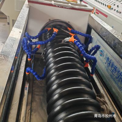 Advanced Technology HDPE Carbon Spiral Pipe Machine Pe Pipe Production