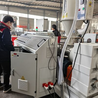 물 냉각 PE 탄소 나선형 보강 파이프 생산 라인 장비 (파이프 ID 30-200mm, 연속 압출 제조 보장)